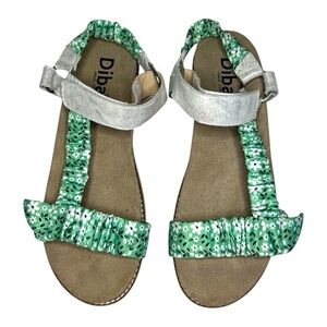 Diba Cloud Slip On Sandals Green Size 9